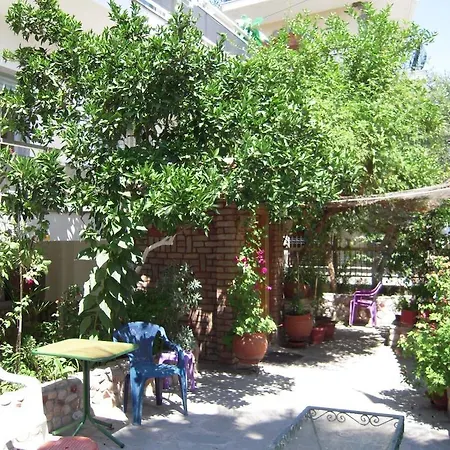 Pelekanos Daire Limenaria (Thasos)